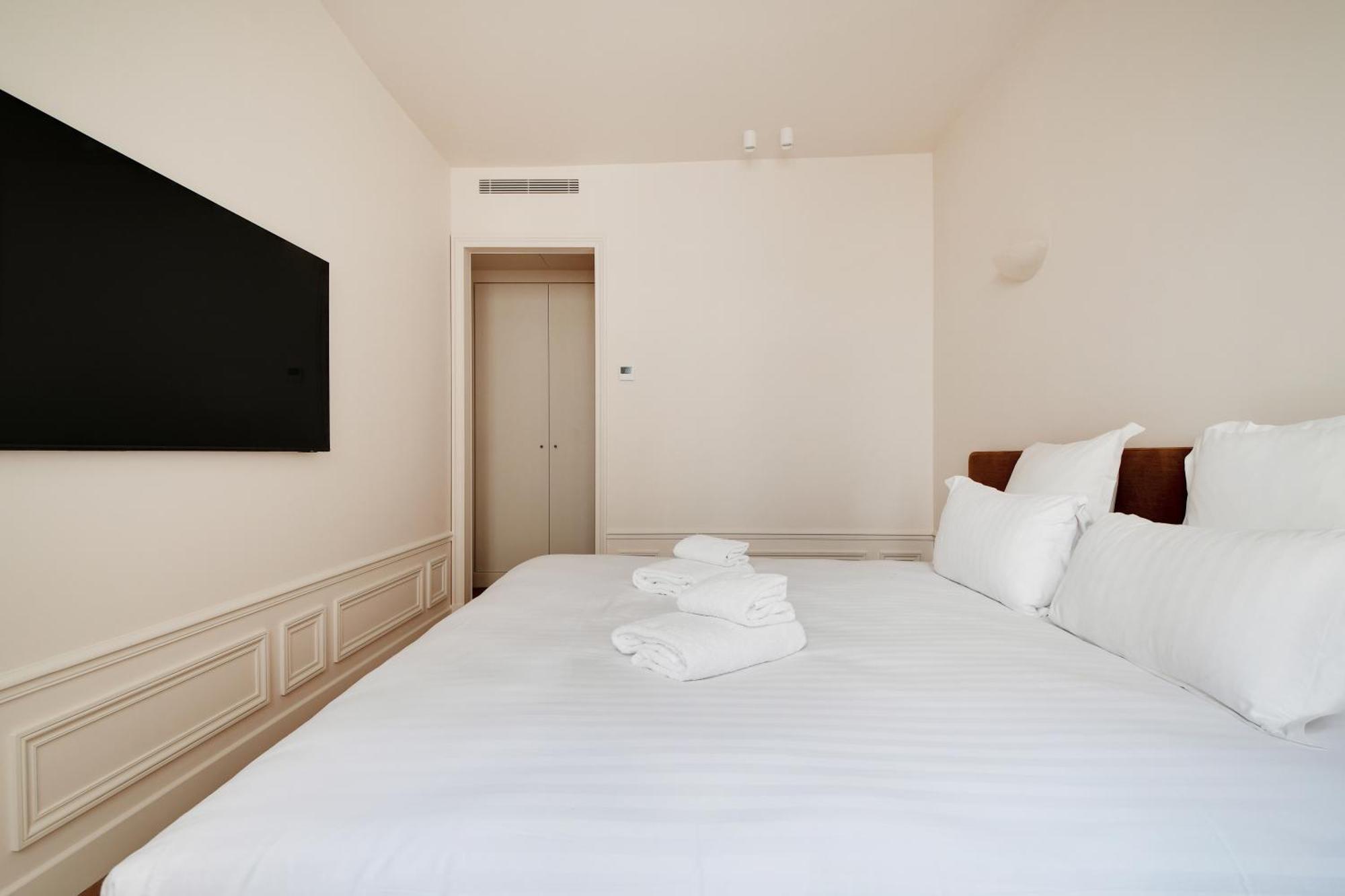 Pick A Flat'S Apartements With Services In Louvre - Rue Des Halles Parijs Buitenkant foto