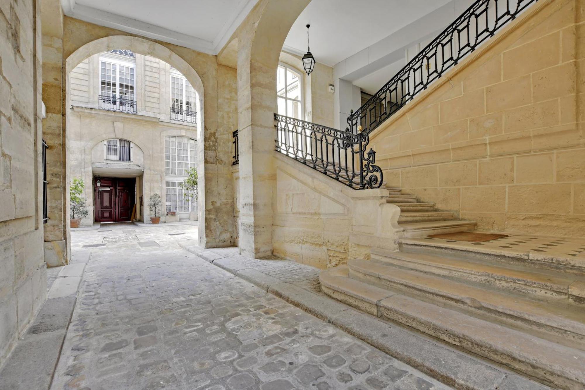 Pick A Flat'S Apartements With Services In Louvre - Rue Des Halles Parijs Buitenkant foto