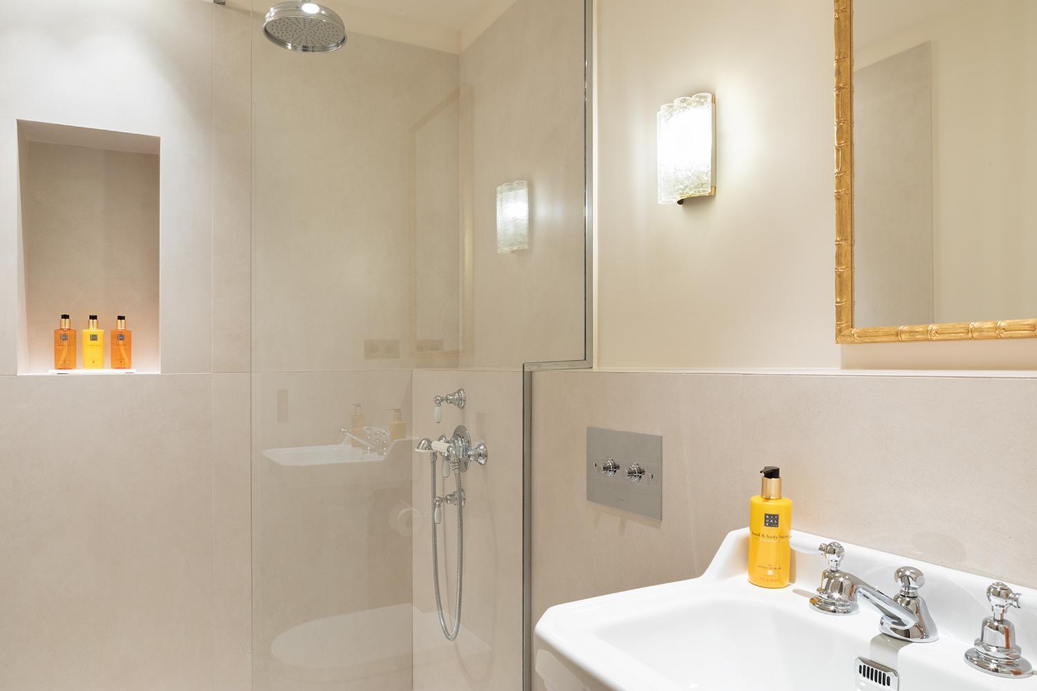 Pick A Flat'S Apartements With Services In Louvre - Rue Des Halles Parijs Buitenkant foto