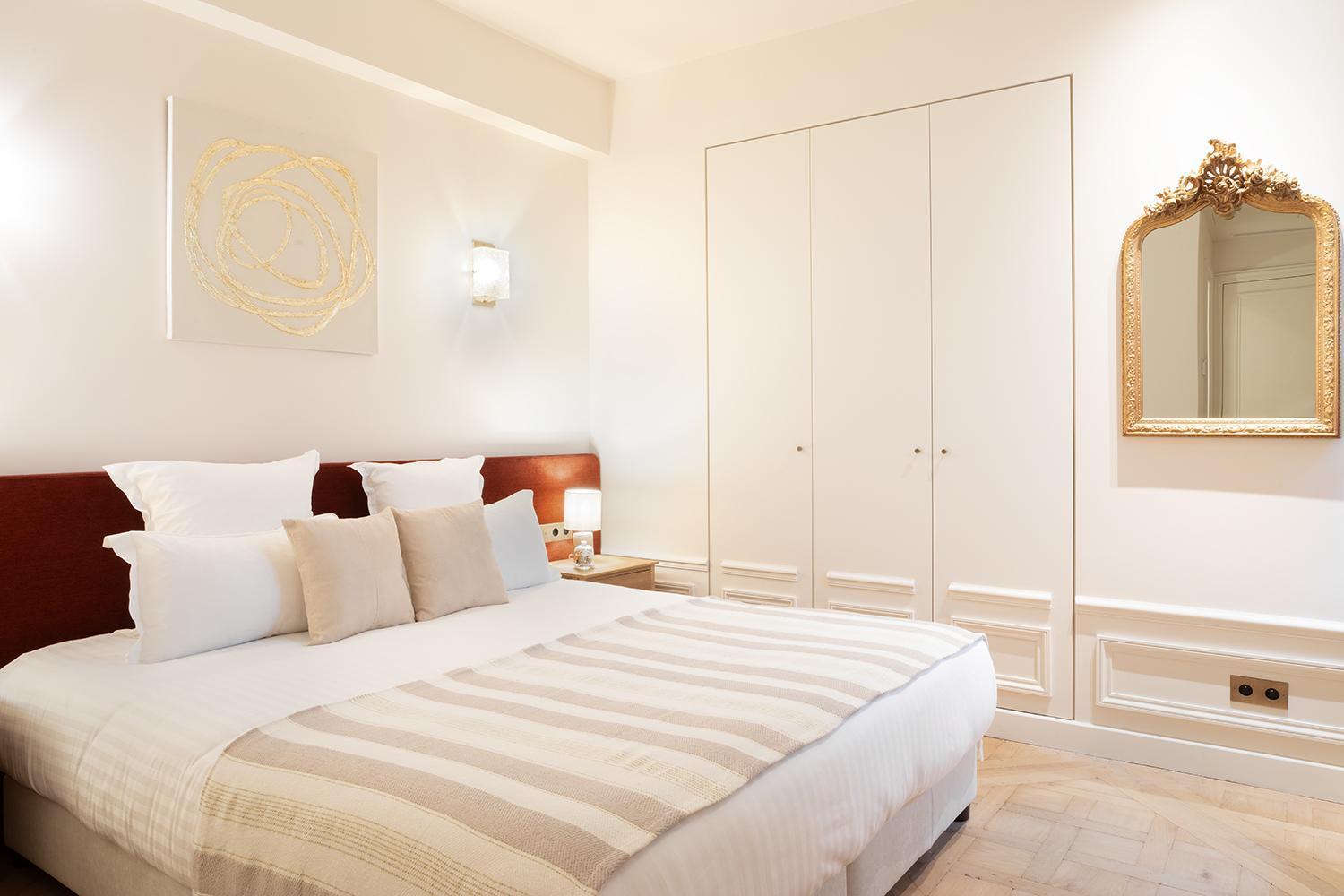 Pick A Flat'S Apartements With Services In Louvre - Rue Des Halles Parijs Buitenkant foto